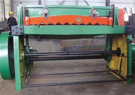 Q11-3x1300機(jī)械剪板機(jī)